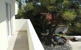 Bed & Breakfast Novalja Inn